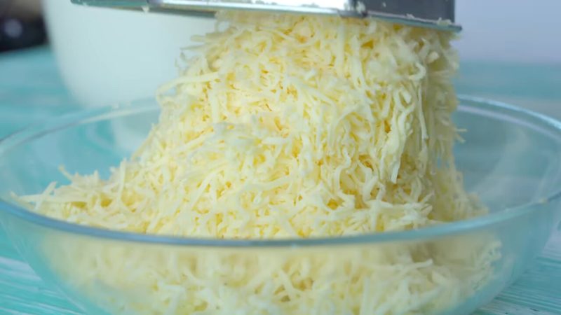 Неимоверная вкуснятина из сыра за 15 минут — готовьте тройную порцию