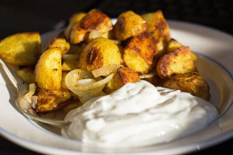 Семь вкуснейших способов приготовить молодой картофель