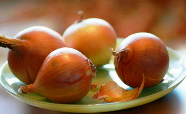 Лук для снижения сахара в крови! Отличный рецепт — уже несколько лет ...